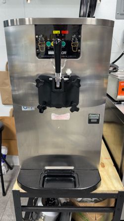 Taylor C707 Soft Serve Ice Cream Machine – Great Condition
