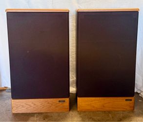 Advent Legacy 2-Way Vintage Floorstanding Speakers beautiful cabinets carefully tested (W. El Cajon)
