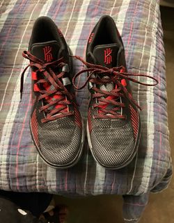 Size 7- Nike Kyrie Flytrap 5 Bred $50