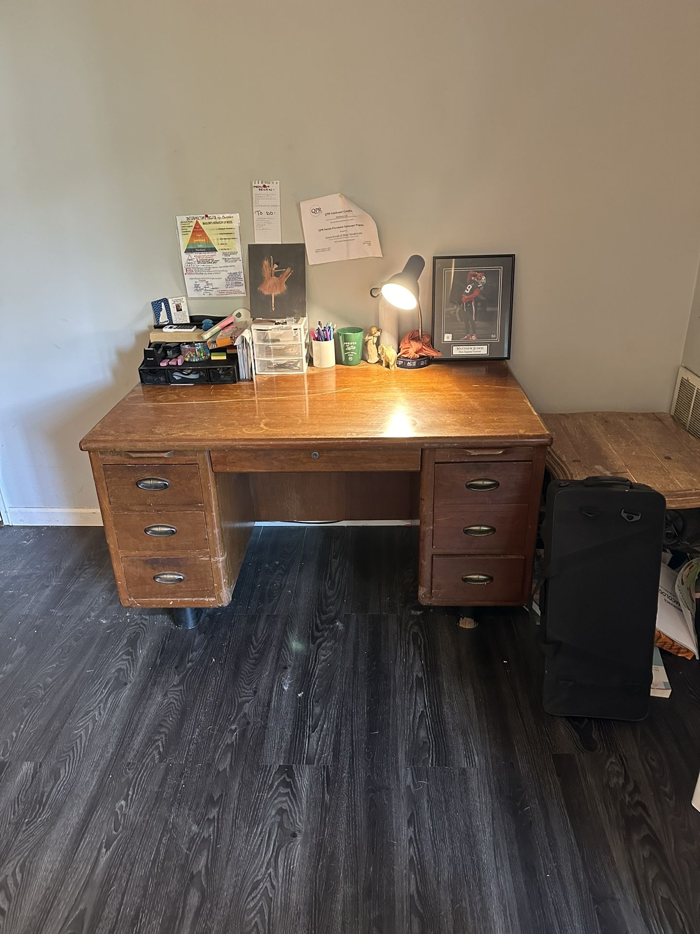 Work Desk
