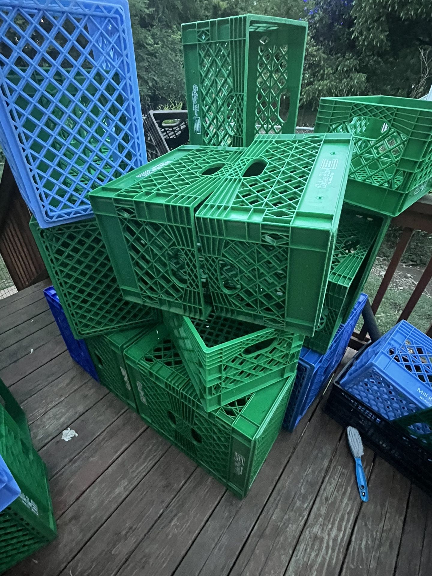 Crates