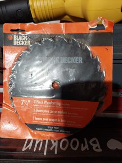 Black & Decker  3 Piece Wook Cutting Saw Blades