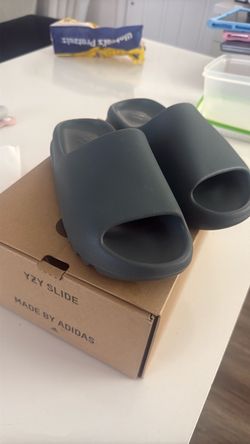 Yeezy Slides
