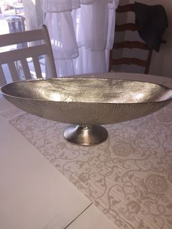 Silver decorative oval bowl on stand