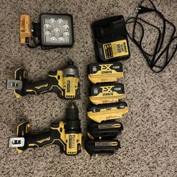 Dewalt 20v Impact/Drill Set With Batteries 