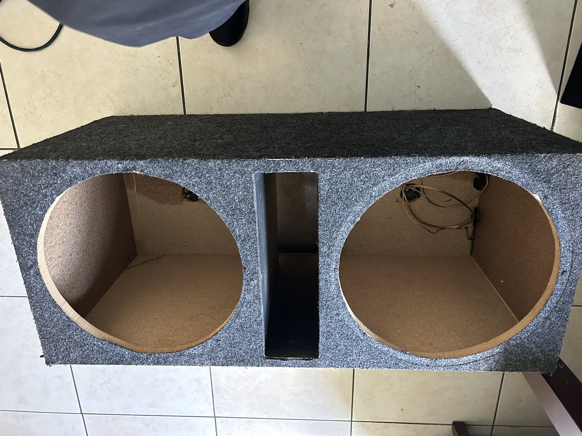 Dual 15 Inch Subwoofer Box