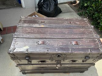 1940’s Trunk $30.00