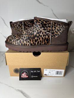 Brand New Authentic UGG Classic Ultra Mini Caspian Boot Burnt Cedar Size 7W