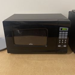 Rival Microwave