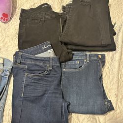 8 Pair Jeans 