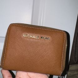 Micheal Kors wallet 