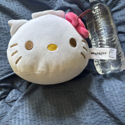 Hello Kitty Plushy 