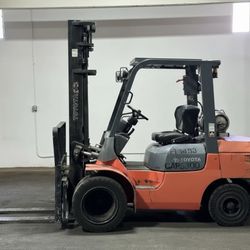 2001 Toyota 7FGCU30 5800 Lb Industrial Forklift Truck