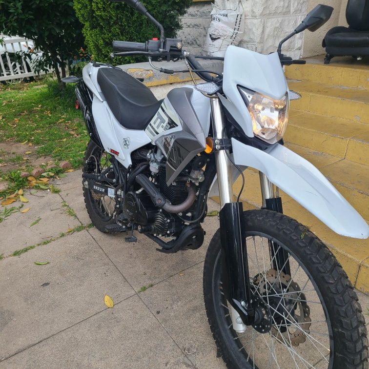 2021 Motorcycle 250  Enduro  Zong