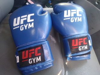 Ufc gym boxing gloves