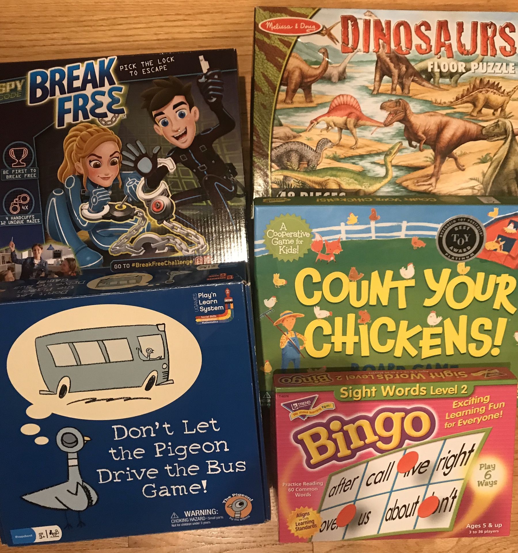 Games and puzzles (like new)