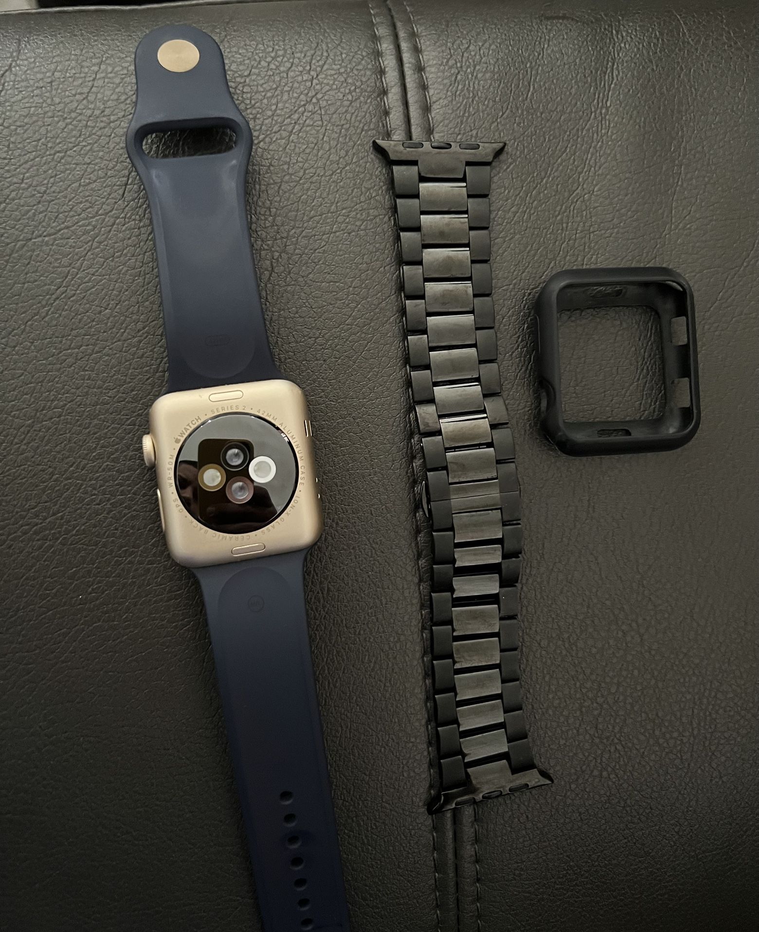 Apple Watch Serie 2 • 42 MM Aluminum Case for Sale in Miami, FL - OfferUp