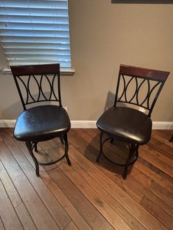 Table Chairs (Set of 2)