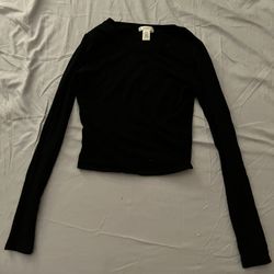 Black Cropped Long sleeve 