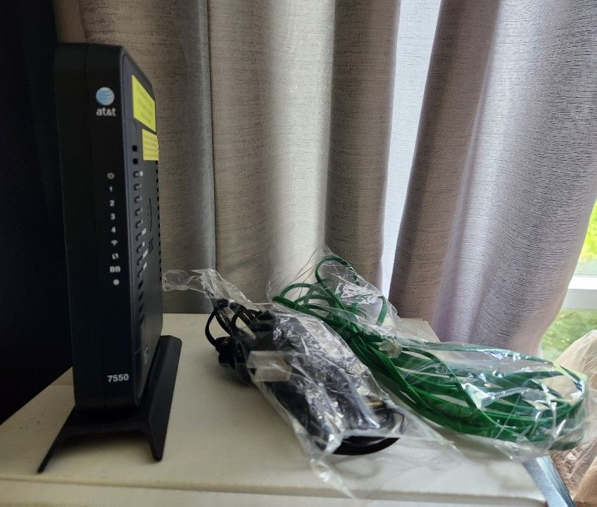 AT&T Netgear ADSL2+ Router Modem B90-755025-15 with base stand, power cord and DSL Green cord included.
*** Cash 💸 only, please. Local pick-up only.