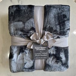 Velvet Plush Blanket