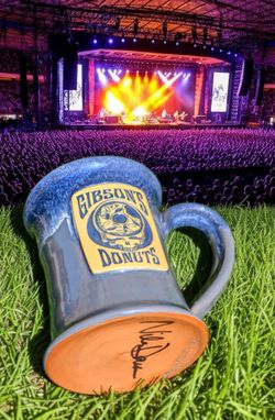 2019 Gibson's Donuts (GD) Stealie (Deneen Pottery) Ceramic Jr Executive Mug signed by Niles Deneen ~10+ oz