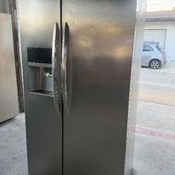 Refrigerator Side By Side Work Fine