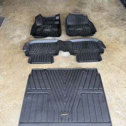Honda CR-V All Weather Floor Mats & Cargo Liner (2023–2026)