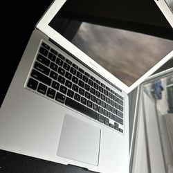 Macbook Air