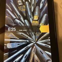 Kindle fire Full Color 7”  - Screen cracked on the side but still works well