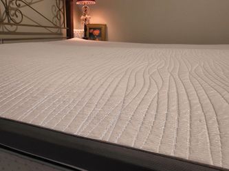 KING SIZE SELECT COMFORT / SLEEP NUMBER 2-INCH COOLING GEL MATTRESS TOPPER ā $125 OBO