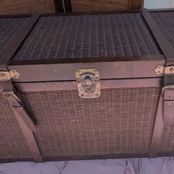 Wicker Trunk Brown 