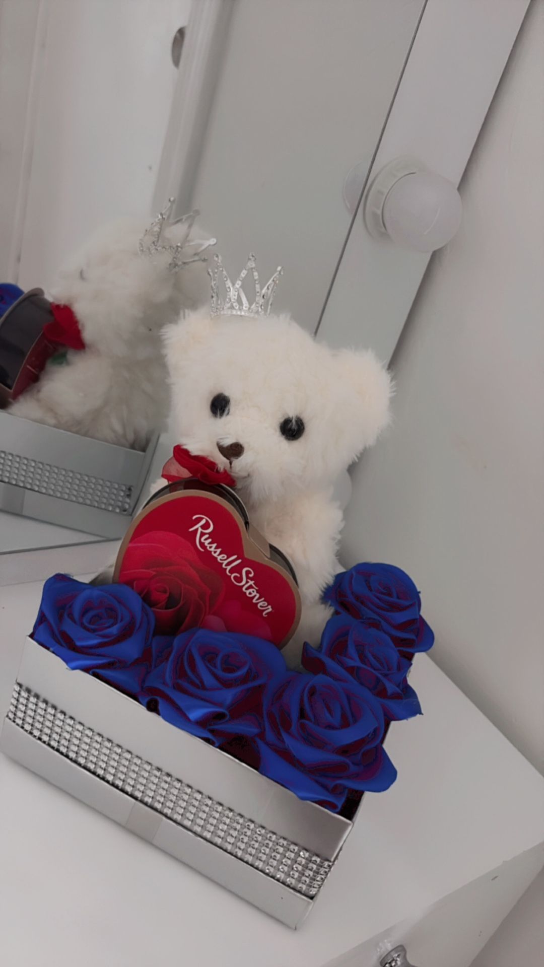 Valentine’s Day Gifts 💙🤍