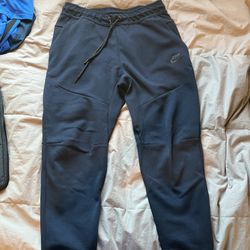Nike Tech Sweatpants