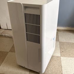 Amazon Basics 50-Pint Large Dehumidifier