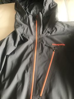 Patagonia Untracked Jacket   Men's Medium   NOT AVAILABLE