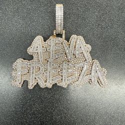 4 Eva Freeza Pendant Diamonds 14k