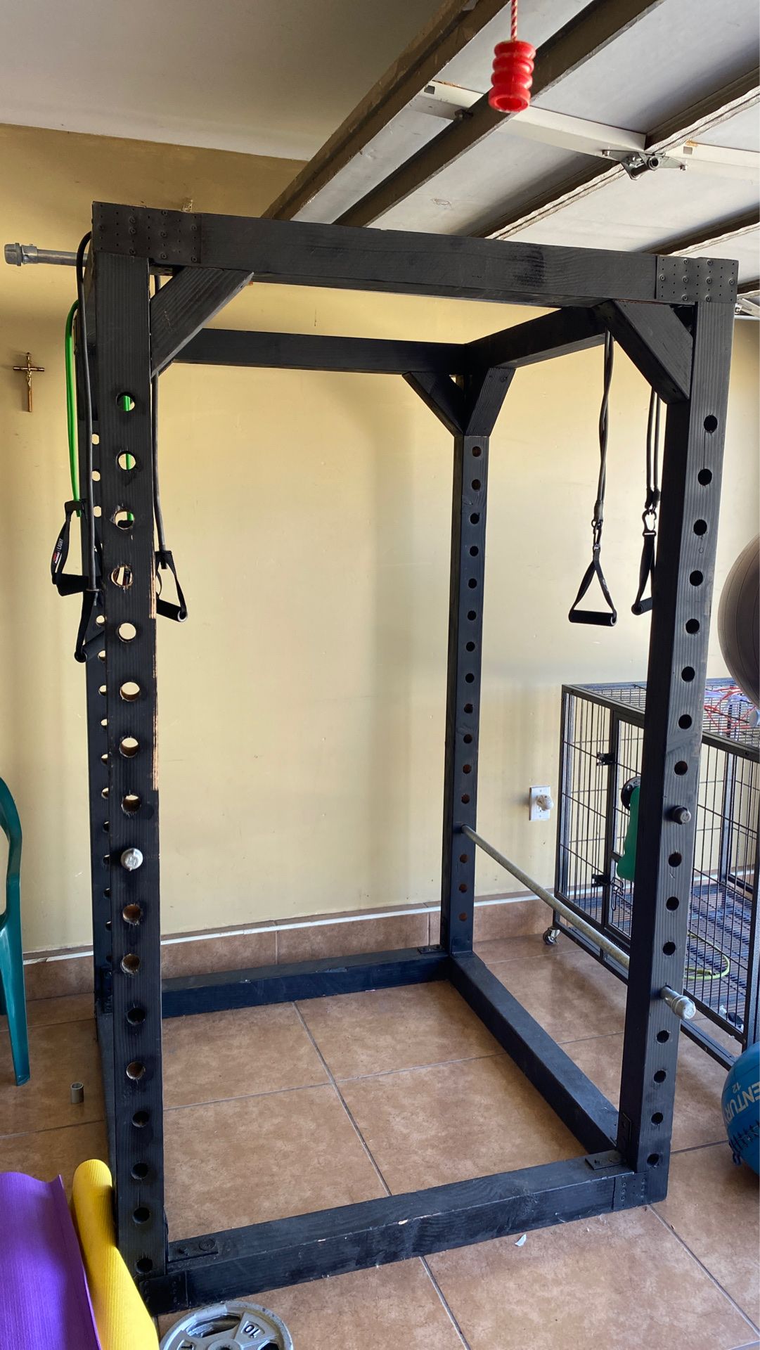 Workout cage squat / bench / pull up rack