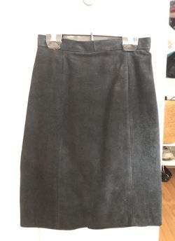 Ladies suede skirt