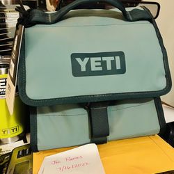 Yeti River Green Lunch Bag