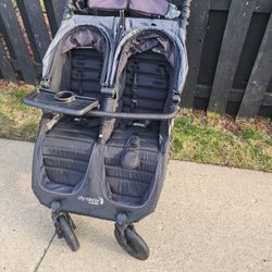 City Mini GT double stroller, double caddy, bar, single tray