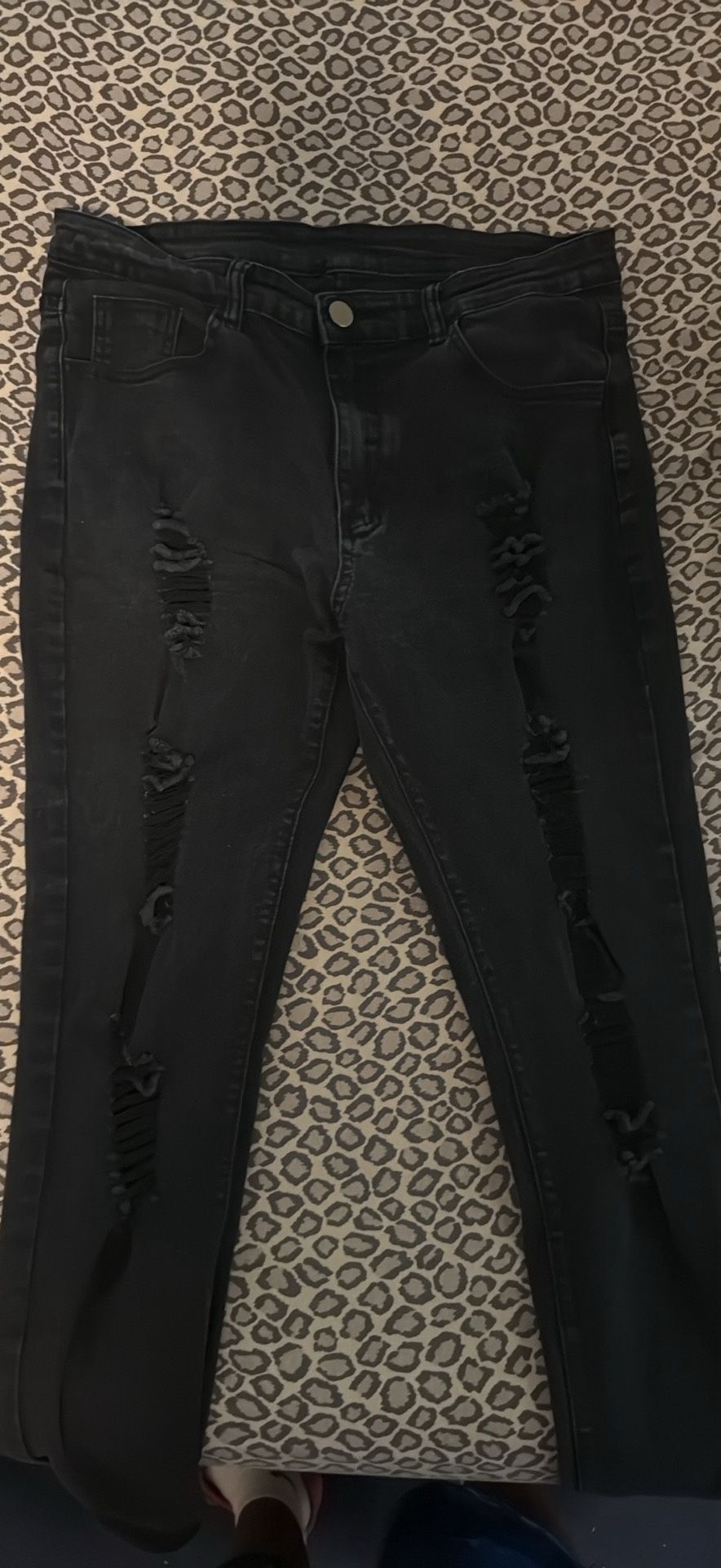 black skinny jeans
