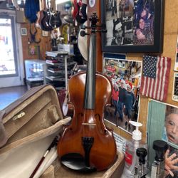Violin 4/4 Full Size w/ Case and Bow No Name