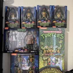 NECA NINJA TURTLES