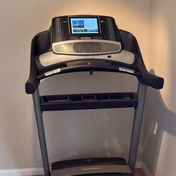 Notdicktrack Commercial 1750 treadmill 