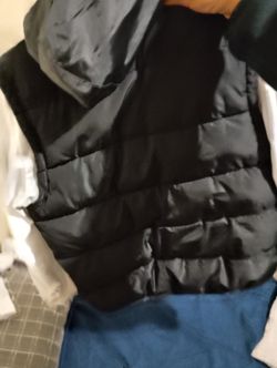Kids Puffer Sweater Size L