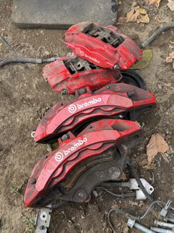 Brembo 6 piston dodge Charger/challenger