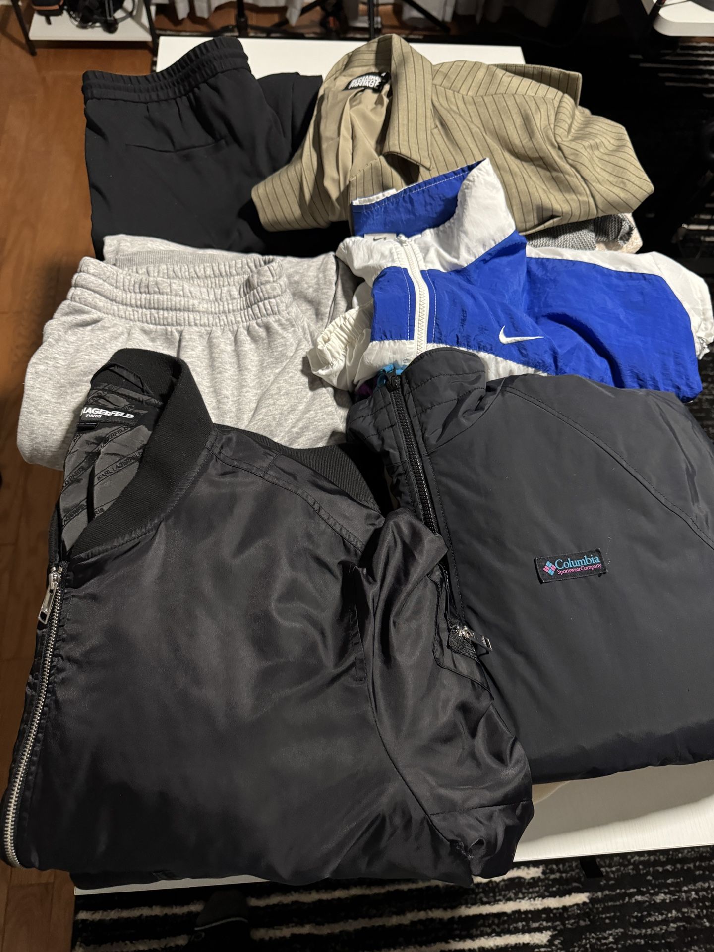 🚨 MOVING SALE: Men’s Shirts Tees Jackets Pants Jeans Shoes