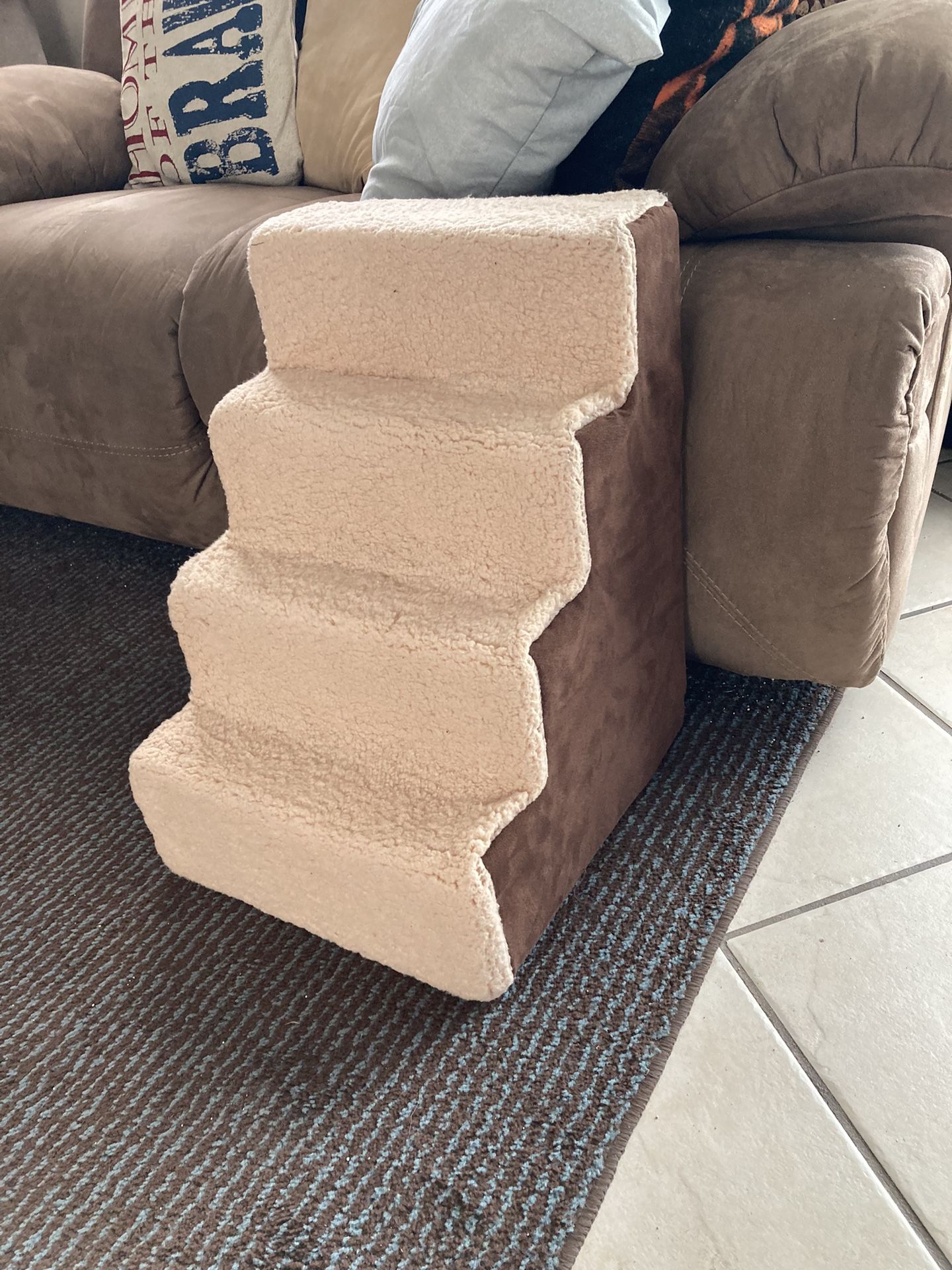 Carpet Pet Stairs 