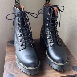 Dr Martens Boots